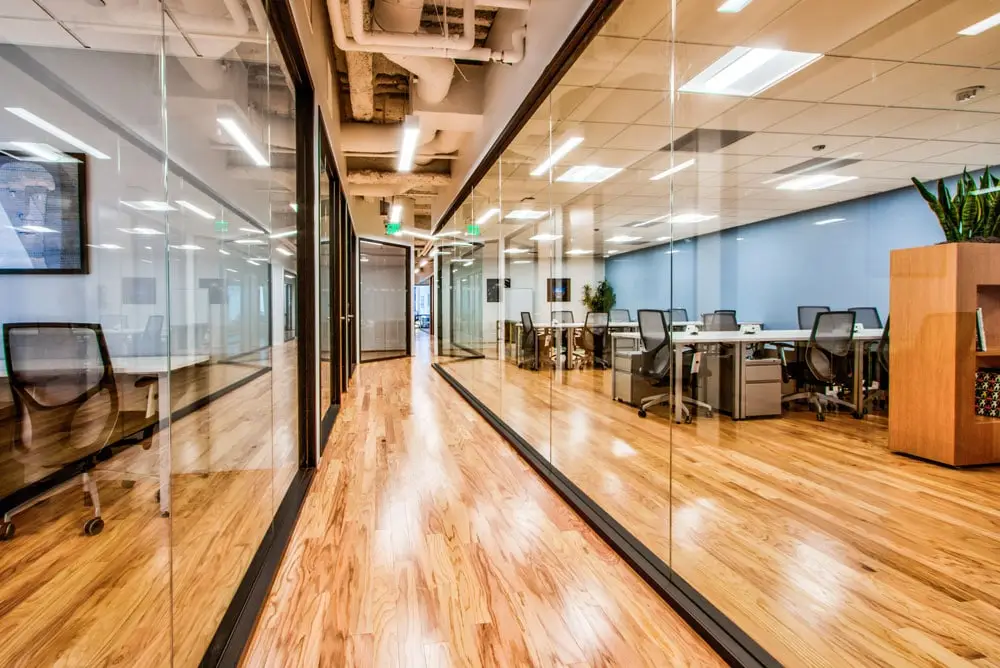 la-coworking-space-glass-corridor.webp