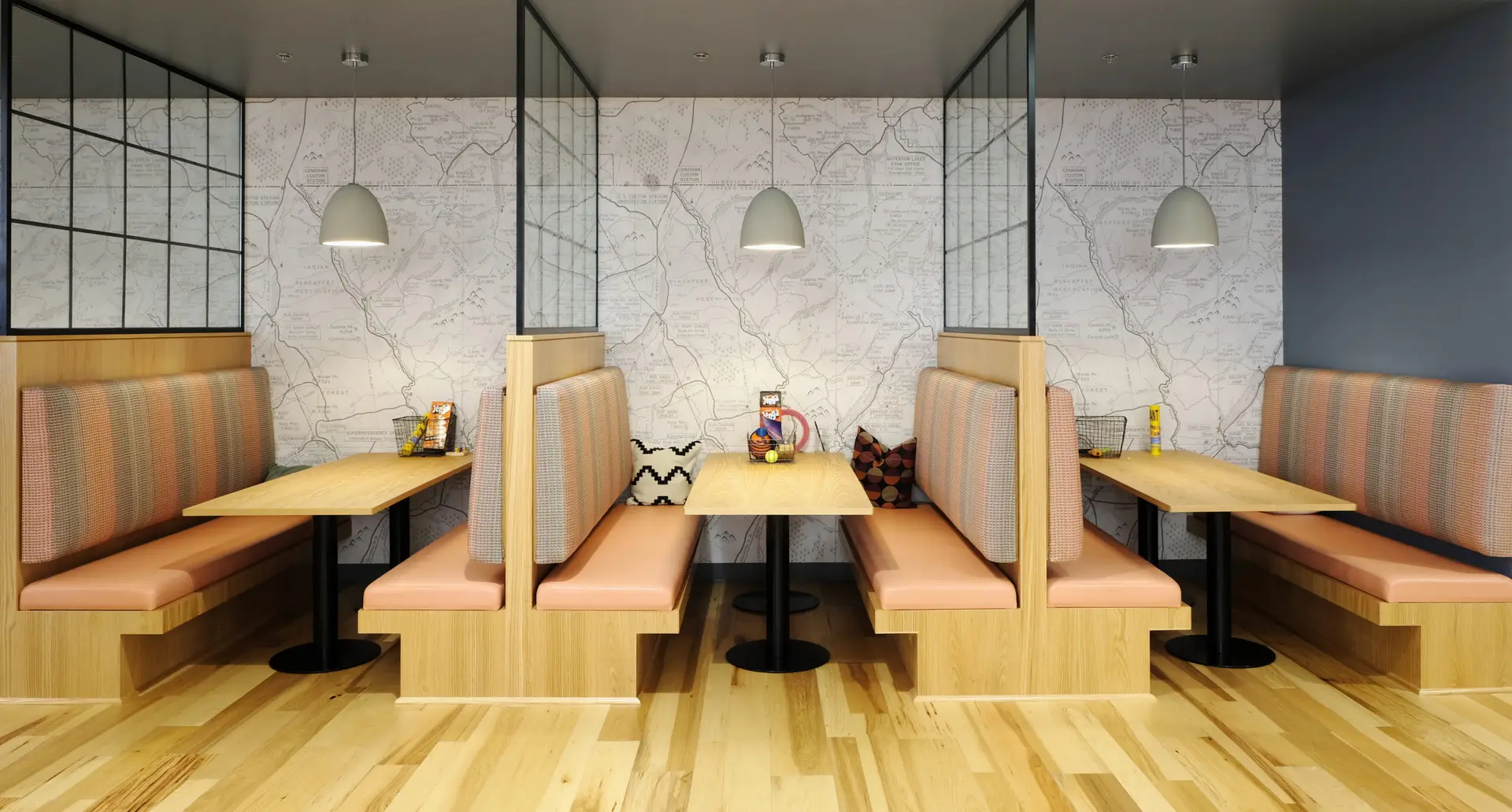 regus-booths