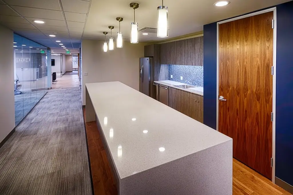 sgr-main-hallway-coffee-barista.webp